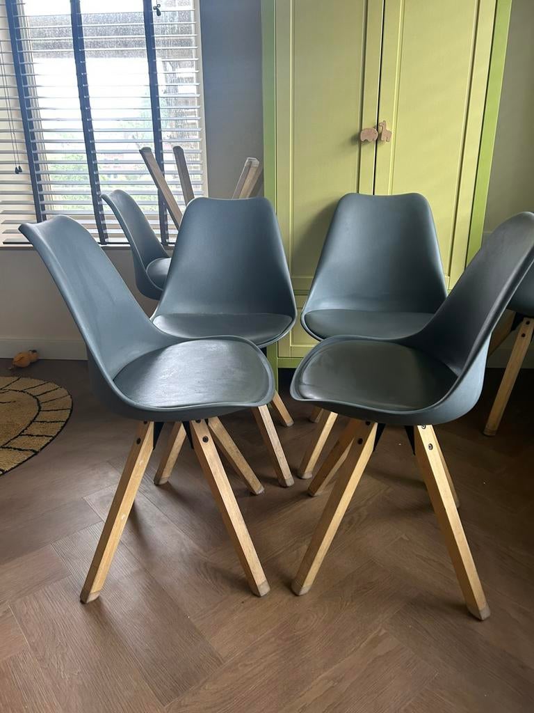 8 eetkamerstoelen (ook per 4 te koop), Huis en Inrichting, Stoelen, Ophalen of Verzenden, Zo goed als nieuw, Vijf, Zes of meer stoelen