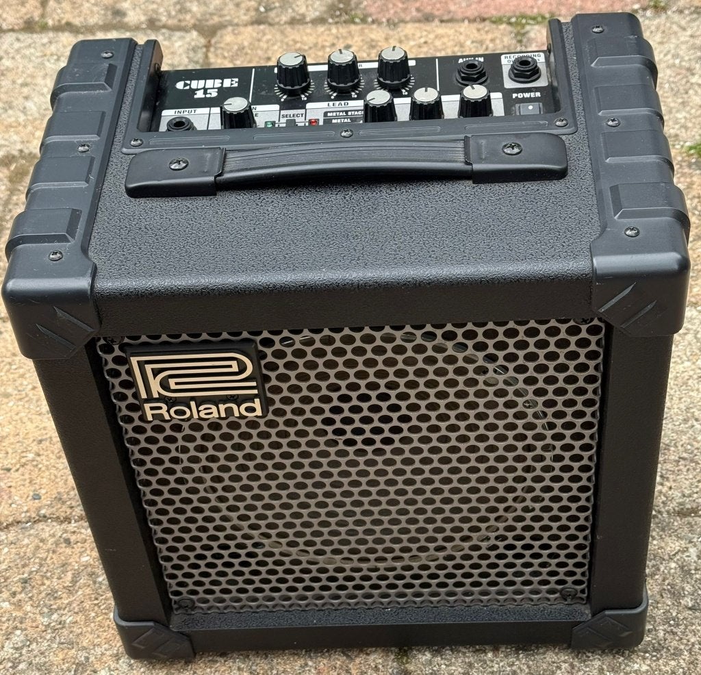 Roland Cube 15 combo gitaar versterker, Muziek en Instrumenten, Ophalen of Verzenden, Gebruikt, Gitaar, Minder dan 50 watt