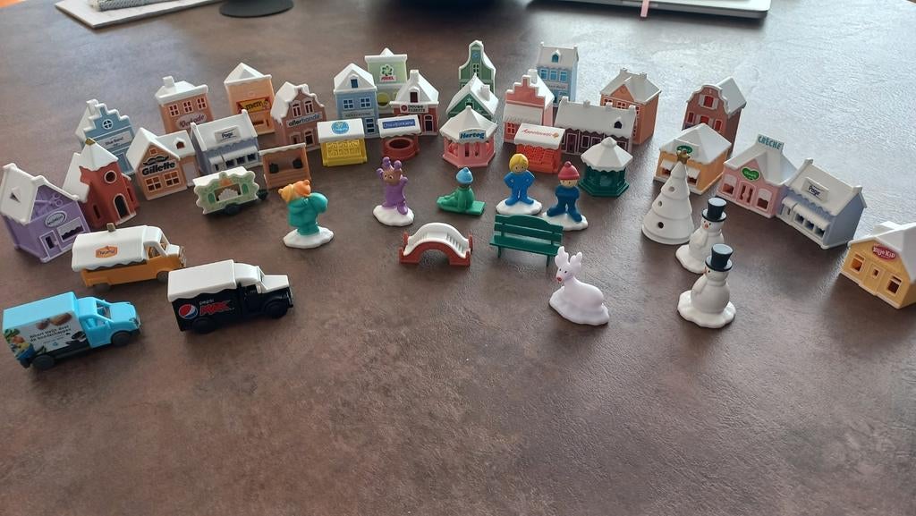 A&H Huisjes, Auto's en Poppetjes - Complete Set, Ophalen of Verzenden, Zo goed als nieuw