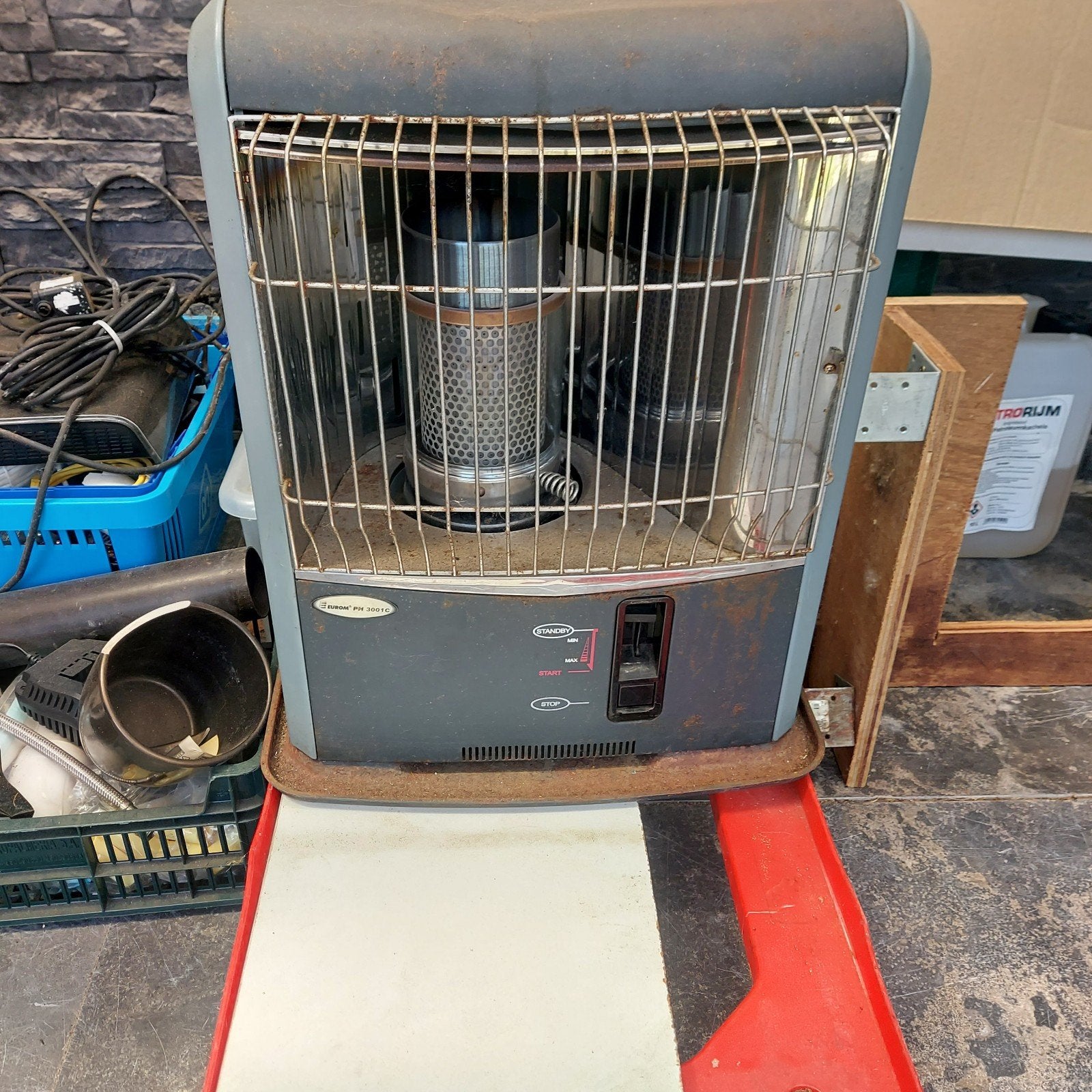 Gebruikte petroleumkachel - Ideaal voor garage/schuur, 30 tot 80 cm, Gebruikt, Kachel, Minder dan 60 cm