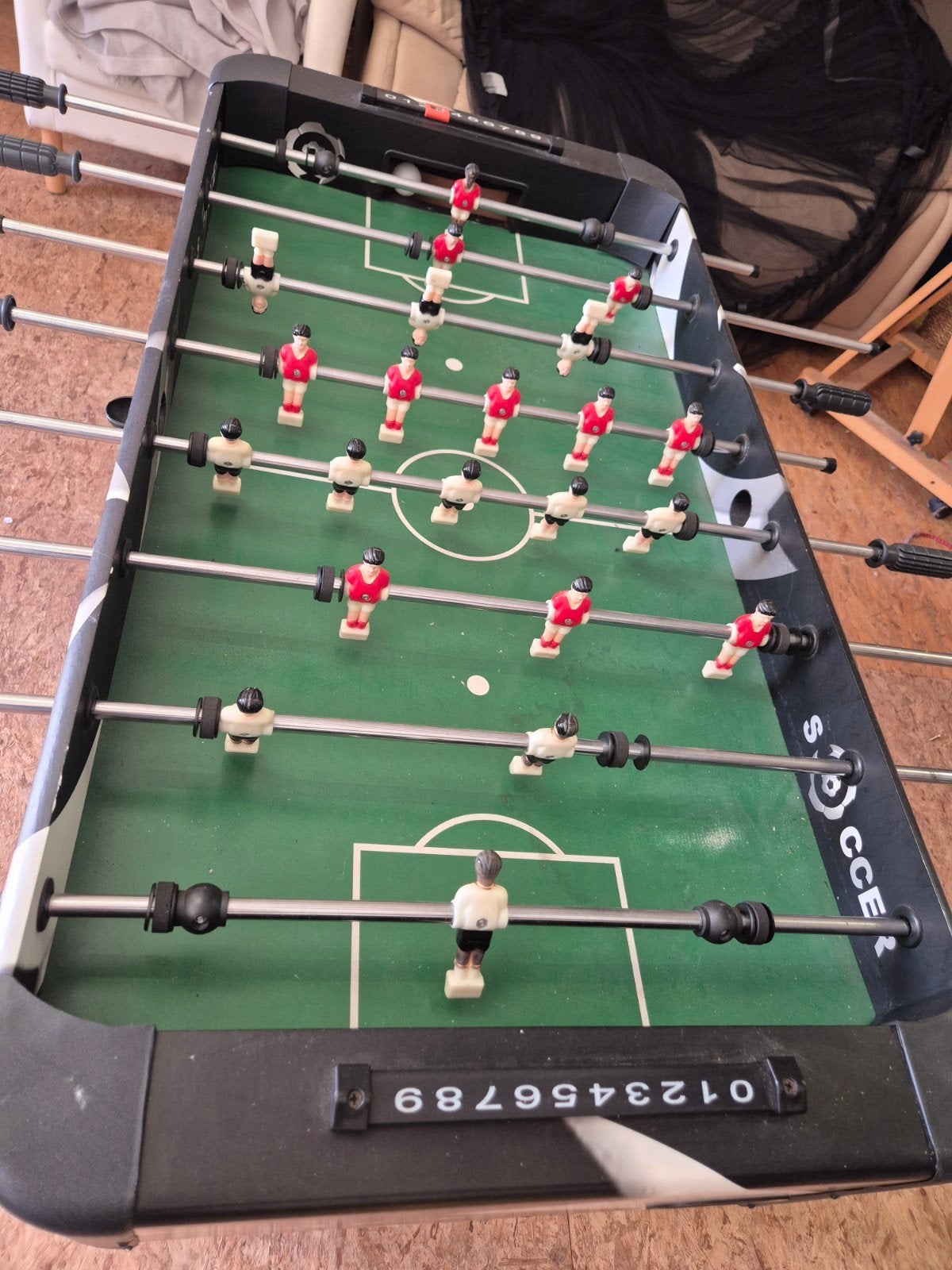 voetbaltafel en airhockeytafel, Ophalen