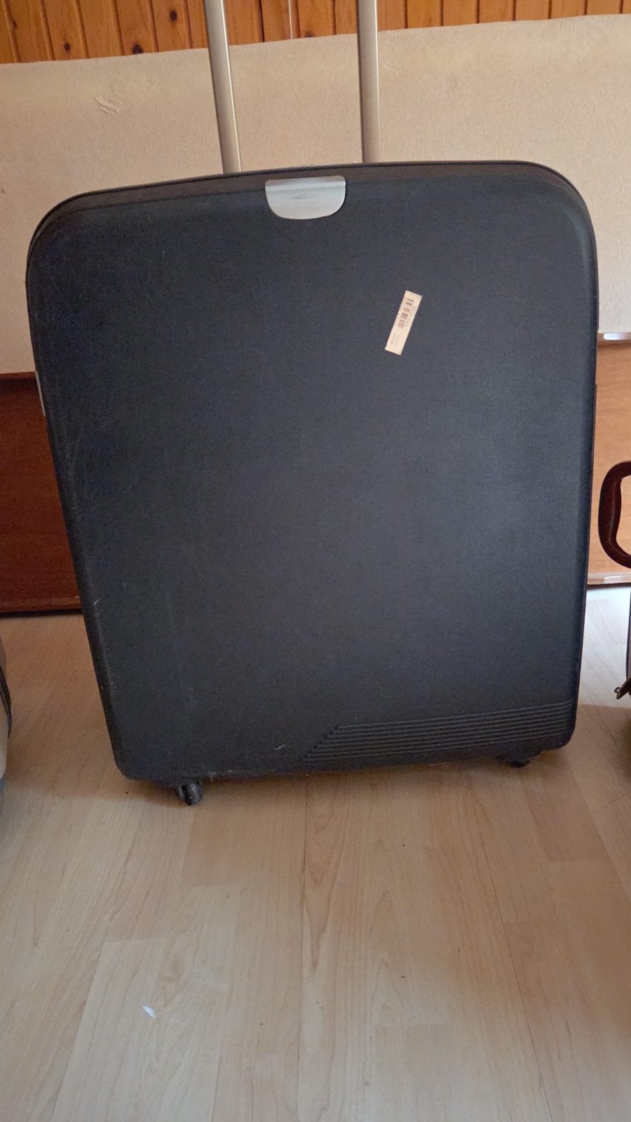 Zwarte koffer met wieltjes en uitschuifbare handgreep, Ophalen, Gebruikt, 50 tot 60 cm, Hard kunststof