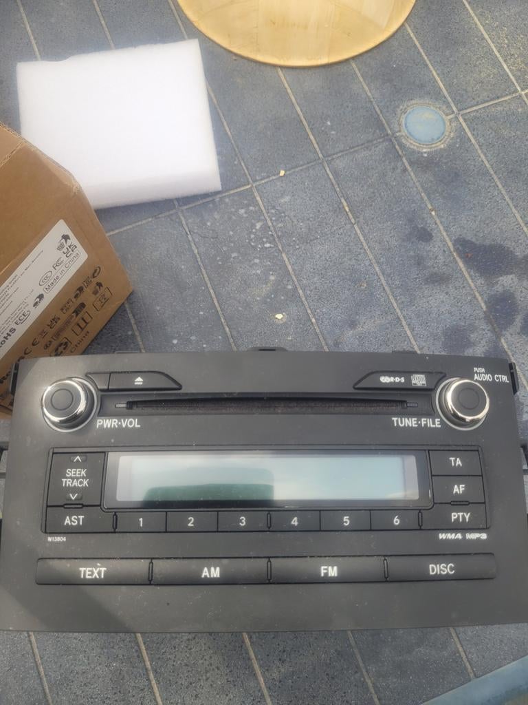 Toyota Auris radio, Auto diversen, Autoradio's, Gebruikt, Ophalen of Verzenden