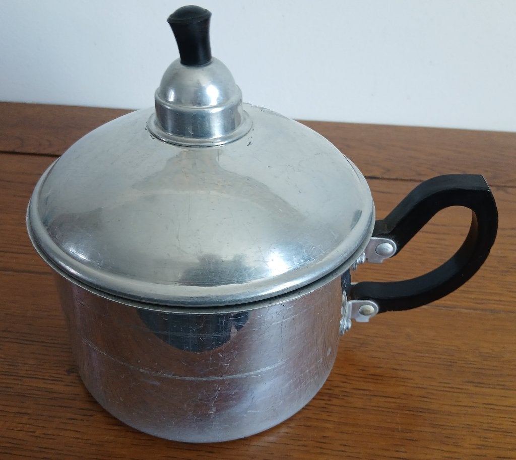Vintage aluminium eierkoker ALHO jaren 50, voor 6 eieren, Zilver, Ophalen of Verzenden, Overige materialen, Overige merken