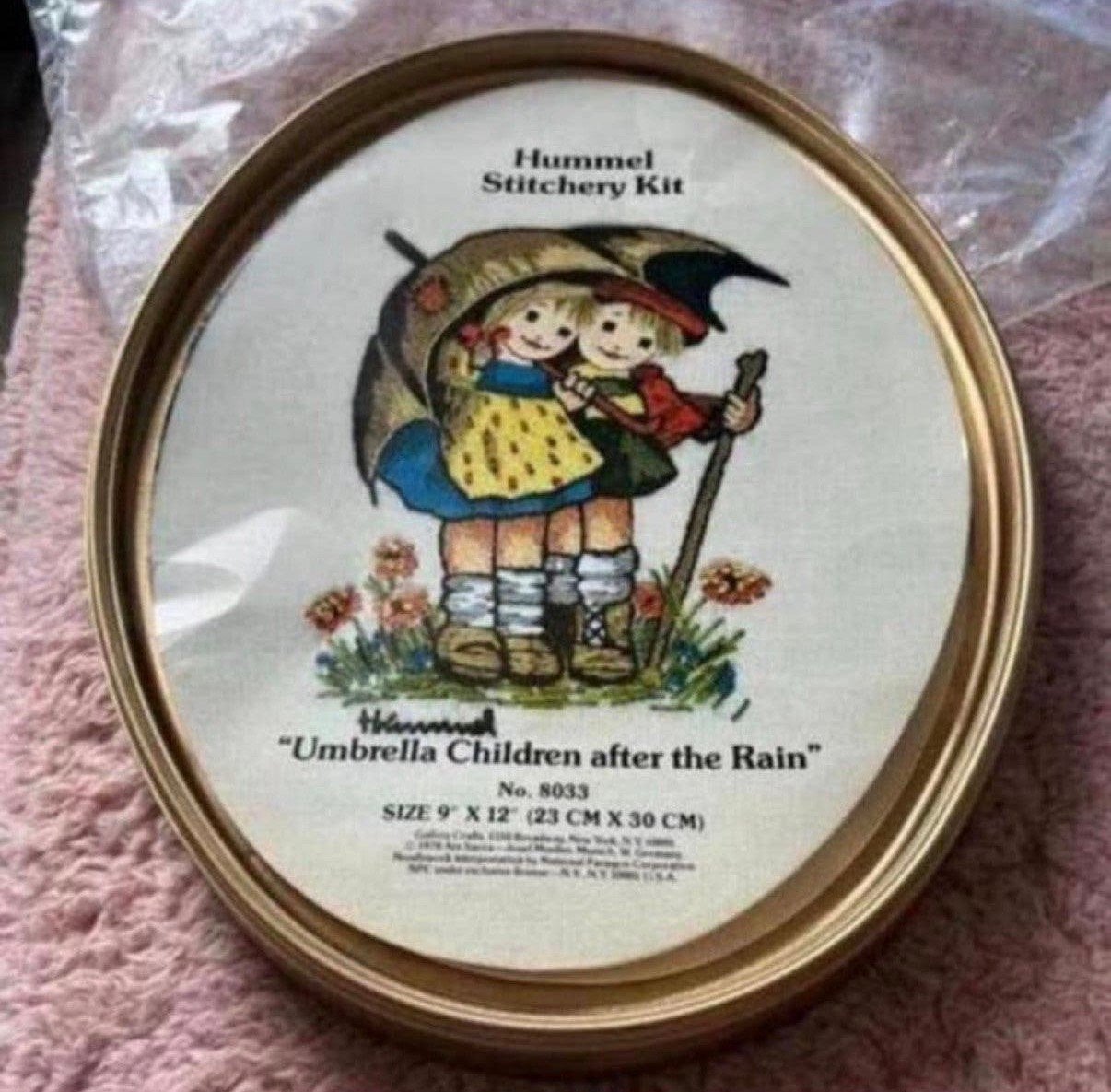 Hummel borduurpakket 32-25 cm, Hobby en Vrije tijd, Borduren en Borduurmachines, Ophalen of Verzenden, Nieuw, Handborduren, Borduurpakket