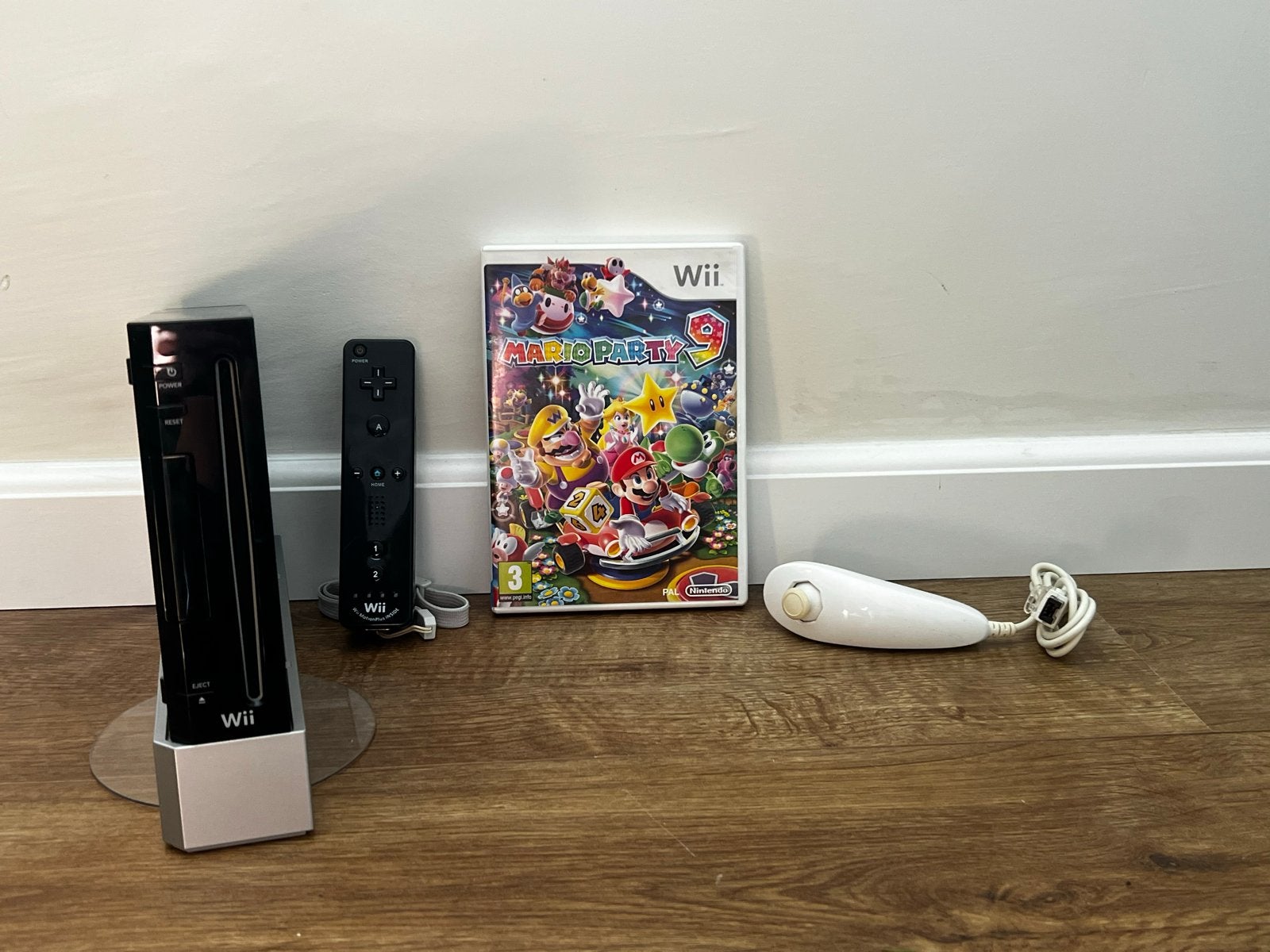 Wii console zwart met Mario Party 9, Ophalen of Verzenden, Gebruikt, Met 1 controller, Met games