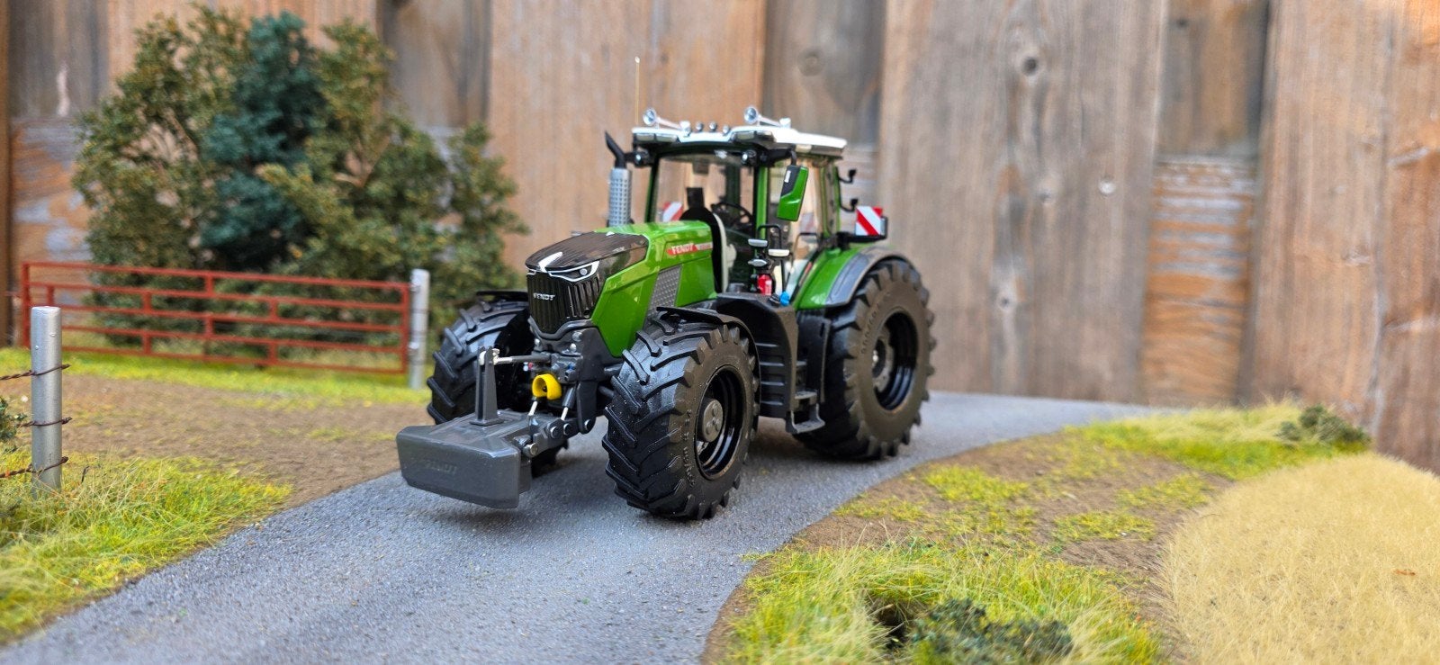 Verbouwde Fendt 832 Vario 1:32, Ophalen of Verzenden, Nieuw, Tractor of Landbouw, Overige merken