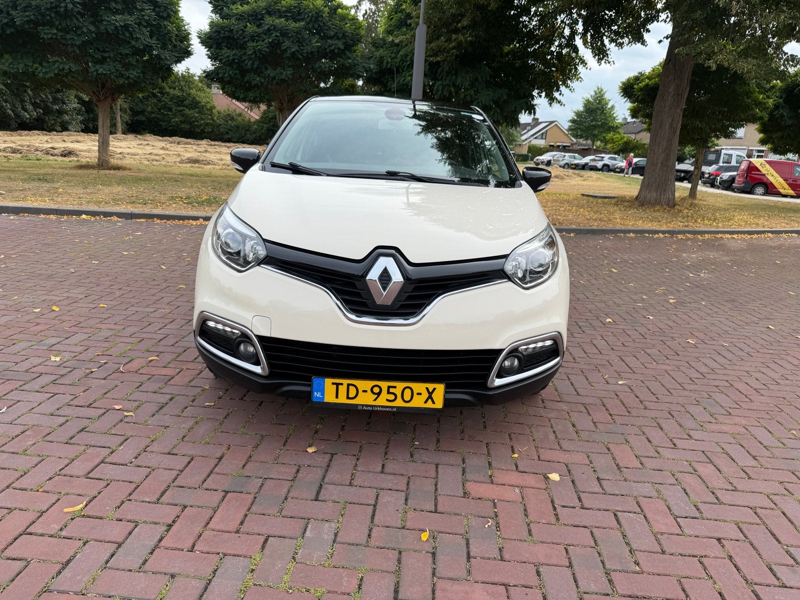 Renault Captur 1.2 TCe NIEUWE APK Groot onderhoud, 625 kg, 4 cilinders, Wit, 1200 kg