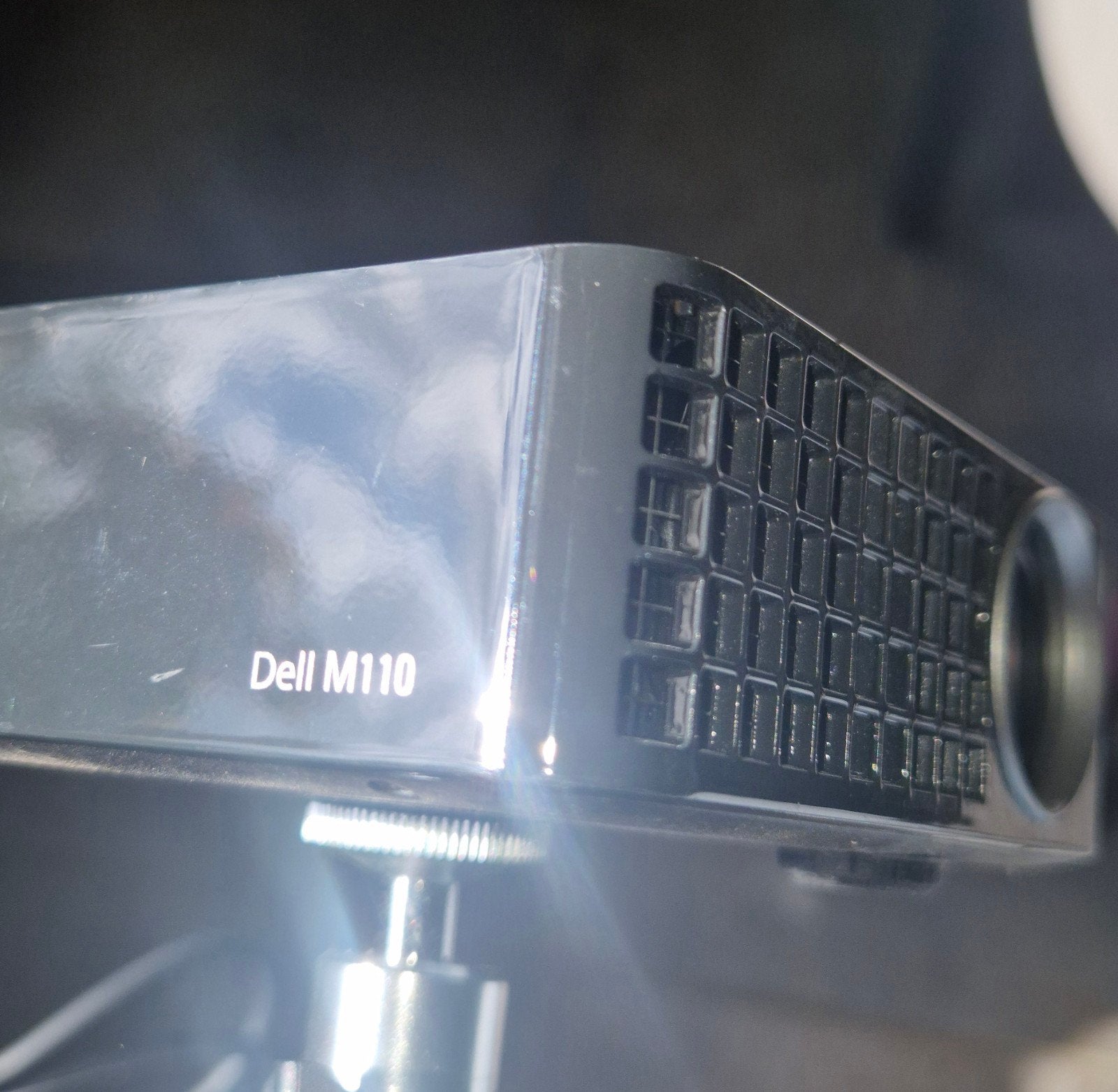 Dell M110 Mini Beamer / Projector - Compact en Draagbaar, Audio, Tv en Foto, Ophalen of Verzenden, Zo goed als nieuw, DLP, Dell