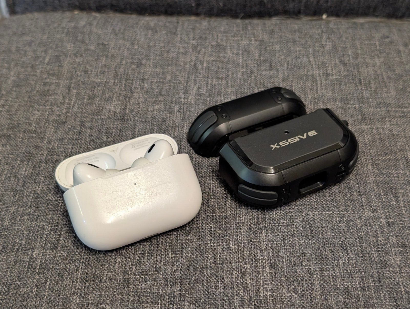 Apple AirPods Pro 2 met Lightning oplaadcase, Telecommunicatie, Mobiele telefoons | Oordopjes, Bluetooth, Gebruikt, In gehoorgang (in-ear)