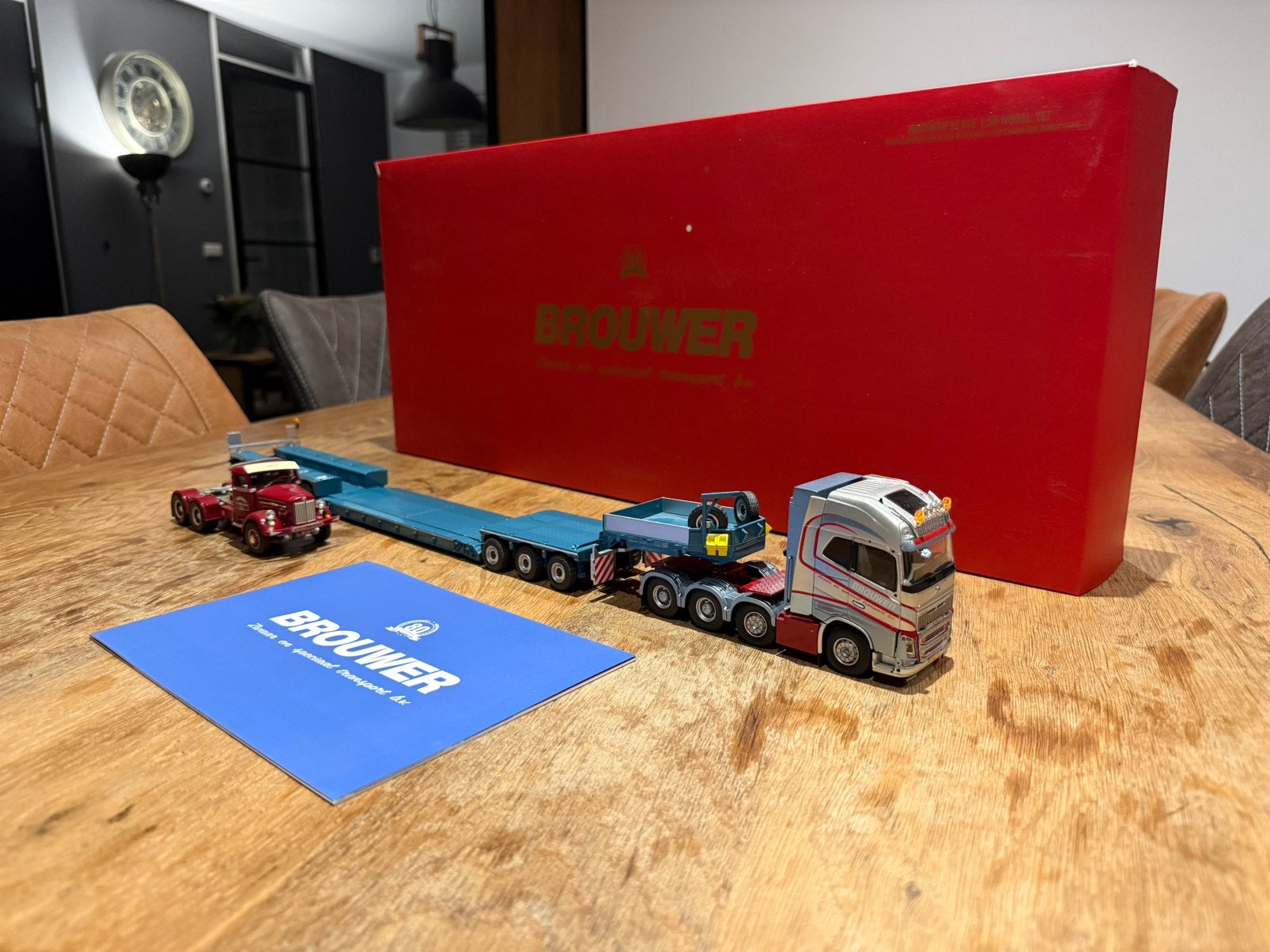 Brouwer IMC Volvo 3 bed 5 en scania met originele verpakking, Ophalen of Verzenden, Zo goed als nieuw, Bus of Vrachtwagen, Overige merken