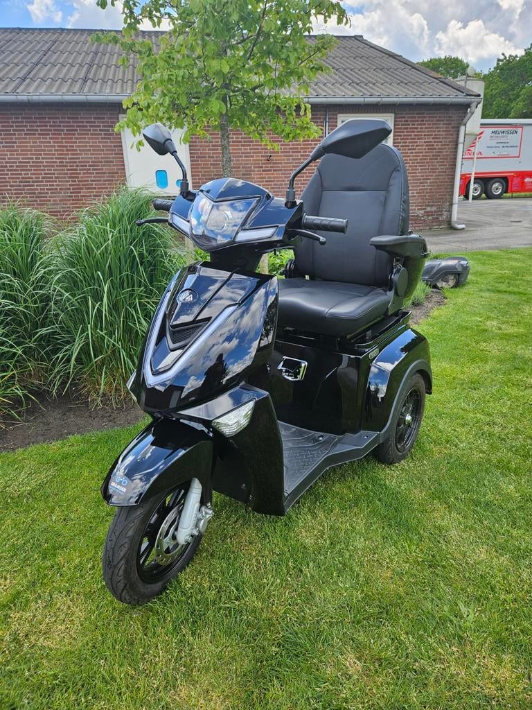 IVA scootmobiel, Fietsen en Brommers, Ophalen, Zo goed als nieuw, Elektrisch, Overige modellen