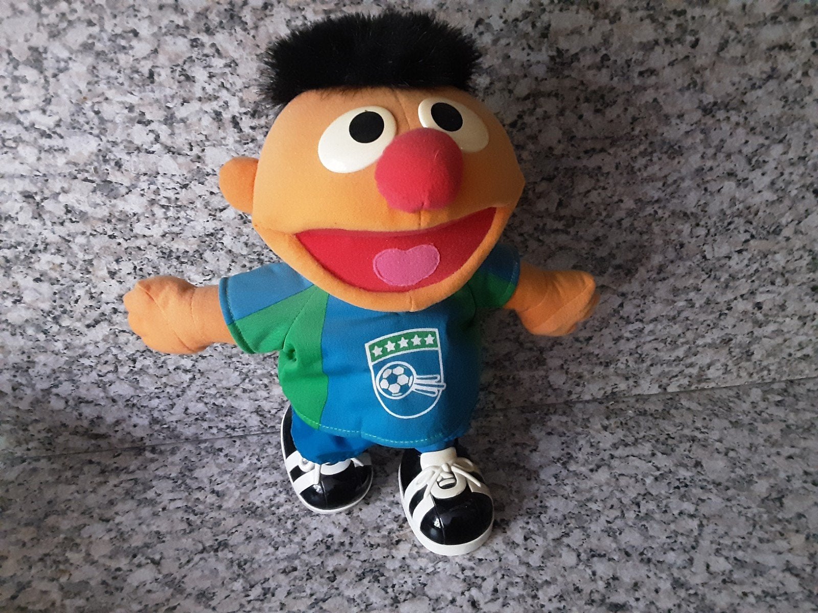 Ernie voetbal pop, Ophalen of Verzenden