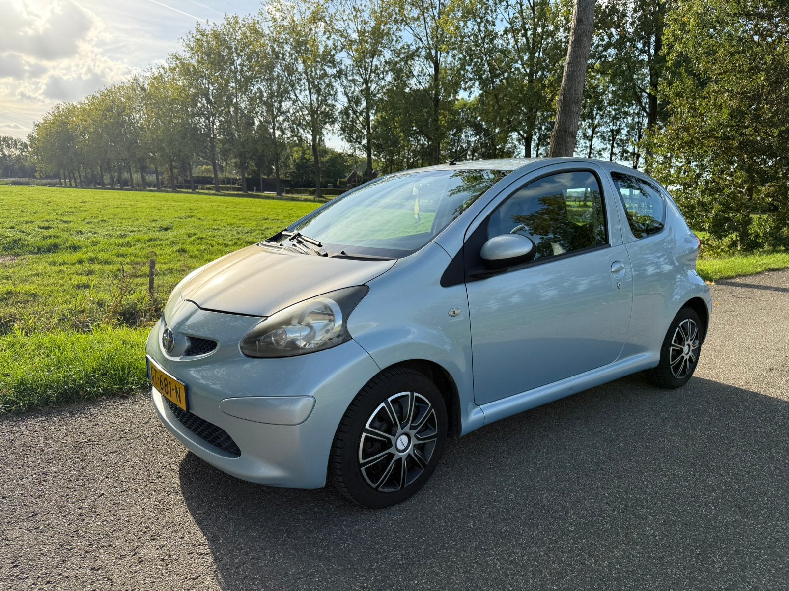 Toyota Aygo 1.0 12V 2005 perfect onderhouden, Voorwielaandrijving, Stof, Zwart, 68 pk
