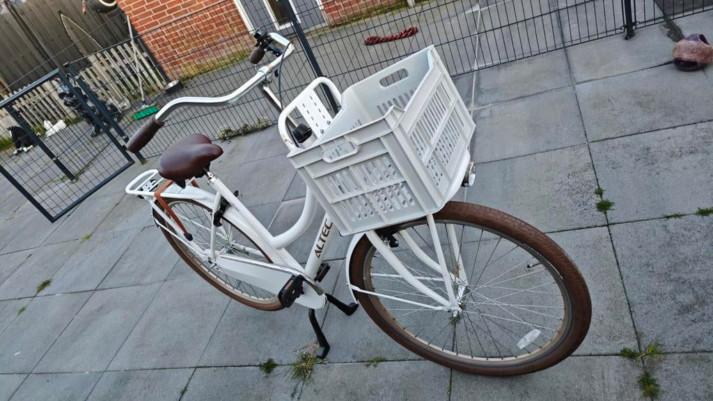 Altec fiets met mand - Wit 28 inch, Terugtraprem, Zo goed als nieuw, 50 tot 53 cm, Ophalen