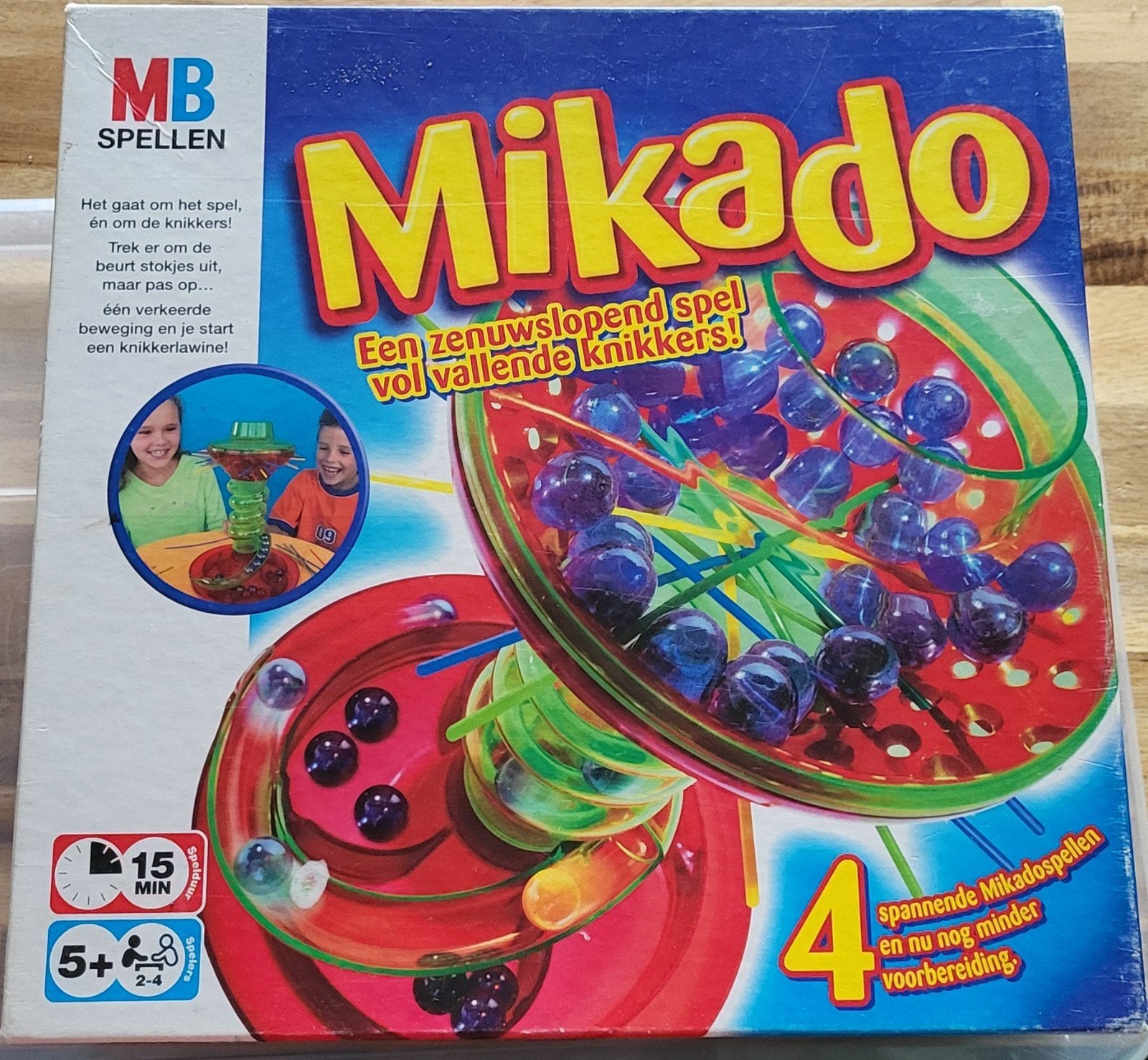 MB Spellen Mikado: Zenuwslopend spel vol vallende knikkers, Ophalen of Verzenden, Gebruikt, MB Spellen