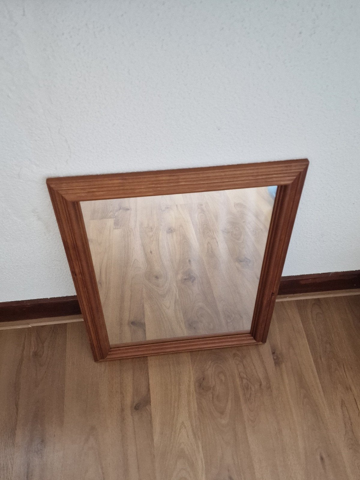 Houten spiegel met klassieke lijst, Ophalen of Verzenden, Rechthoekig, Minder dan 50 cm, Minder dan 100 cm