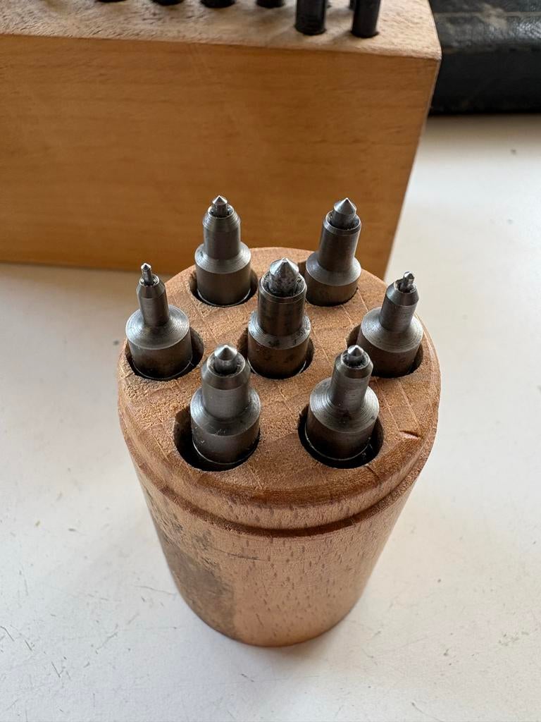 horlogemakers ponsjes / staking set onderdelen, Antiek en Kunst, Antiek | Gereedschap en Instrumenten, Ophalen of Verzenden