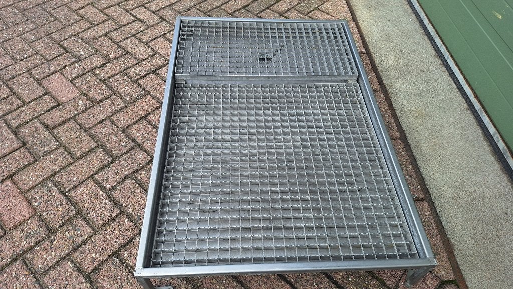 ontsmettingsbak schoonmaakrooster RVS 124 x 84 cm, Ophalen, Gebruikt, RVS, Industriepark 2a 9351PA Leek