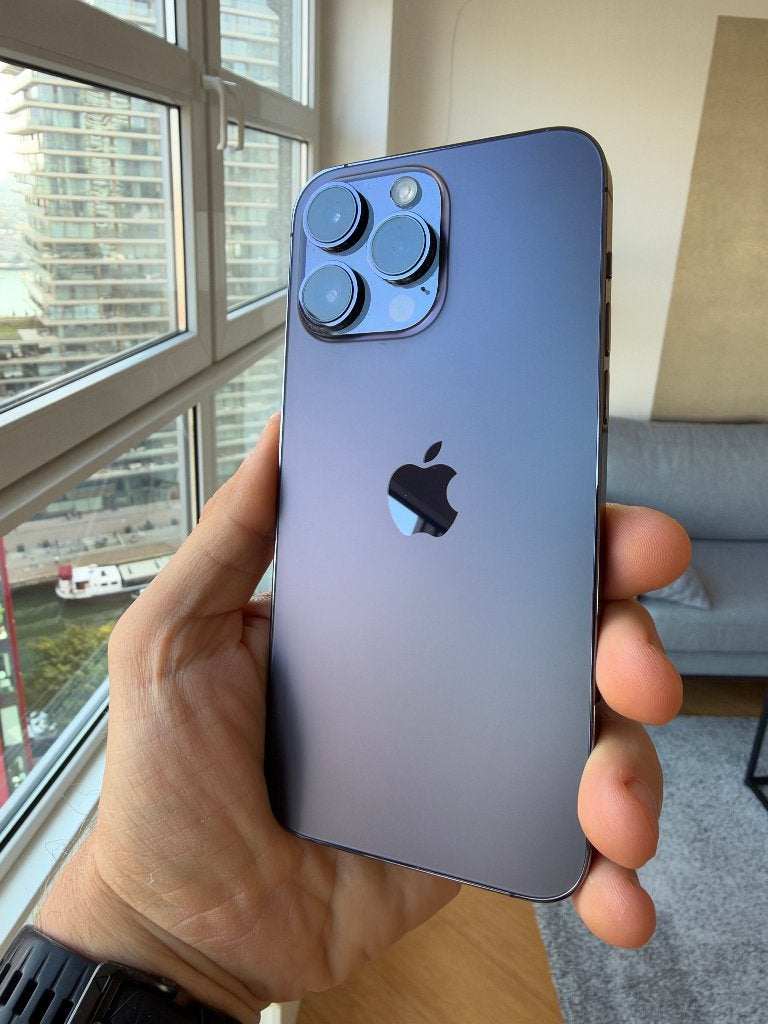 iPhone 14 Pro Max 1TB Deep Purple – als nieuw – accu 74%