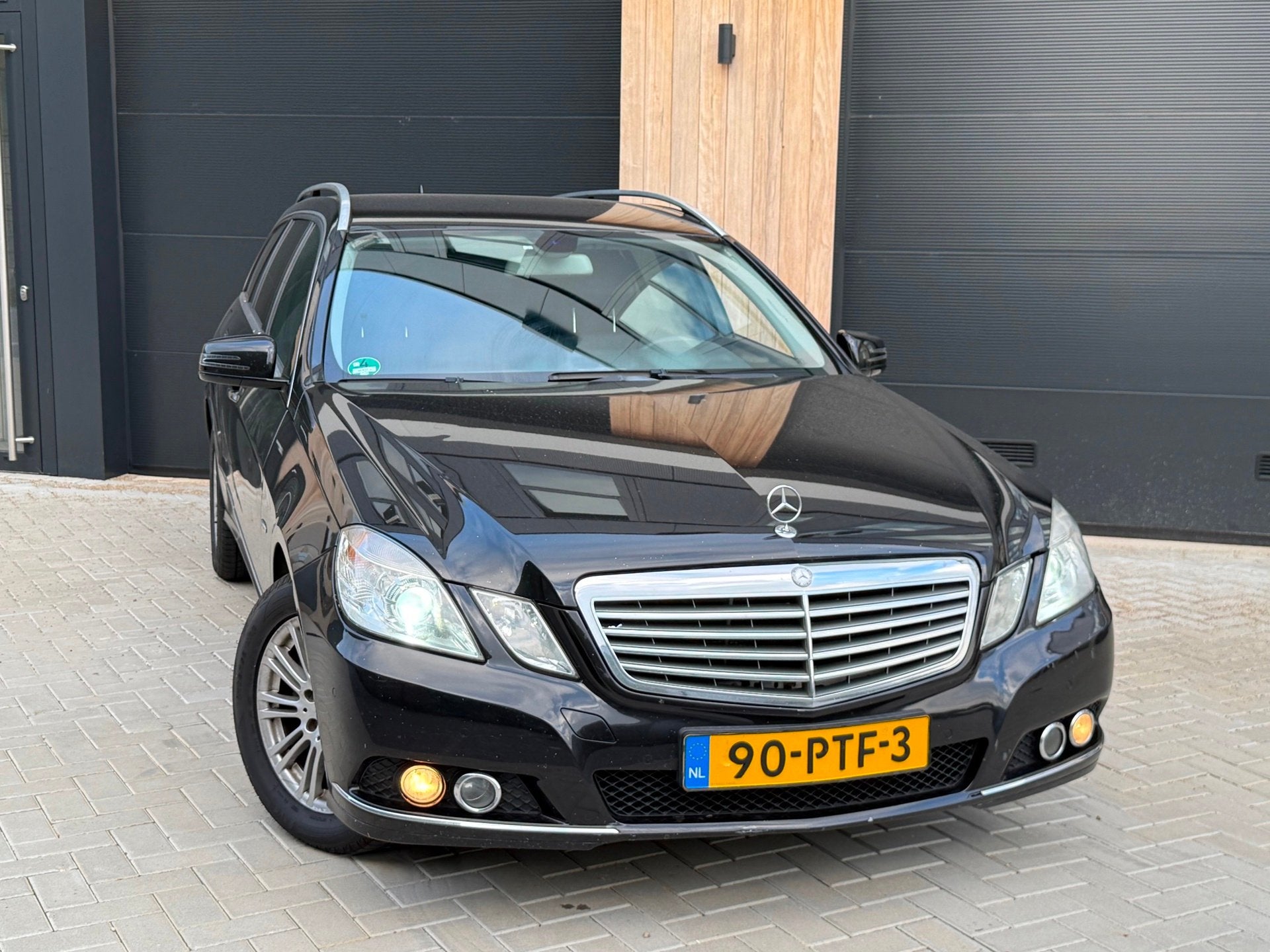 Mercedes-Benz E-klasse Estate E200 CDI Business Elegance (bj, Auto's, Automaat, Euro 5, Gebruikt, Zwart