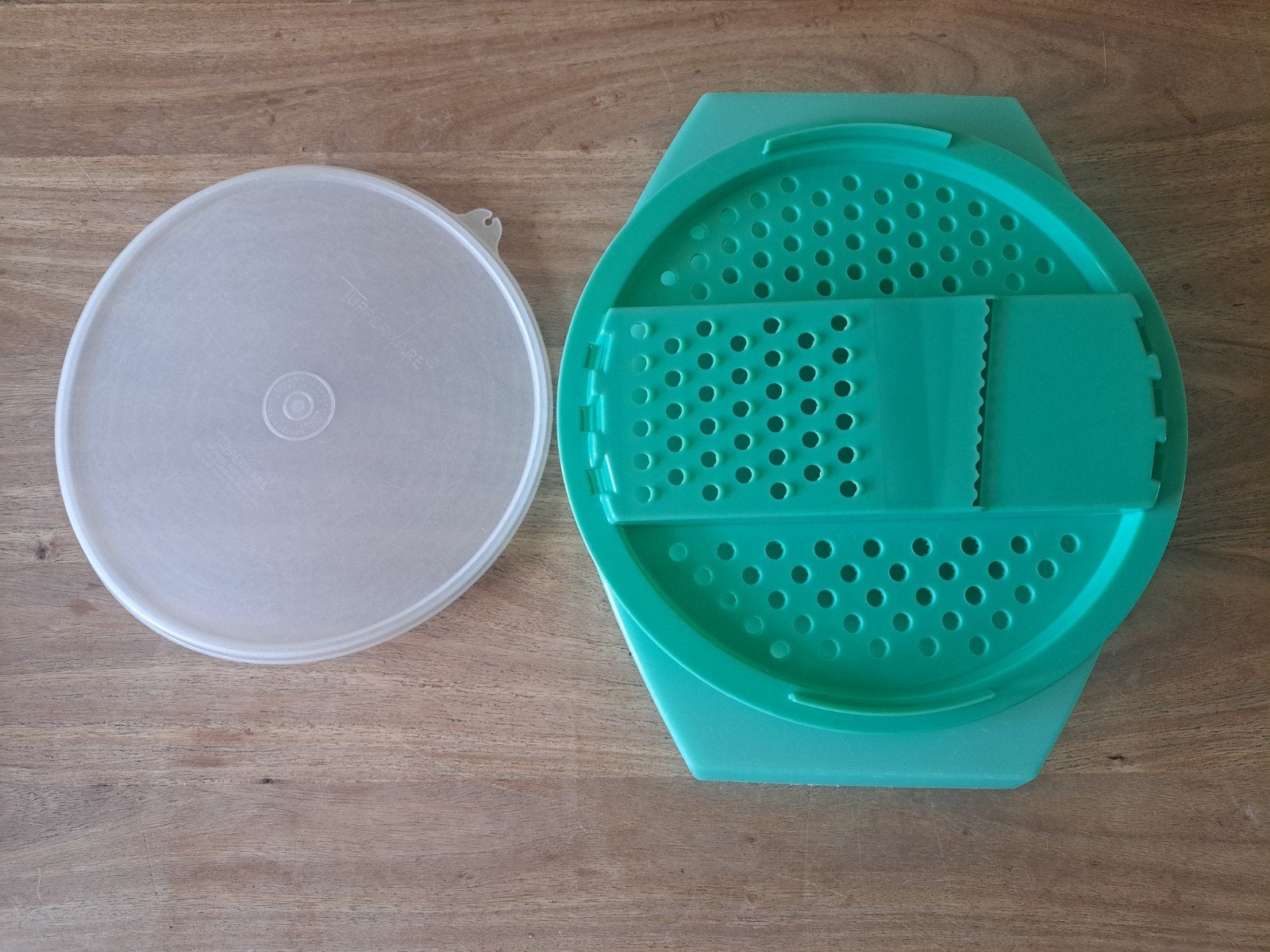 Tupperware rasp en saladeschaal / vintage Tupperware, Ophalen of Verzenden, Bak of Kom