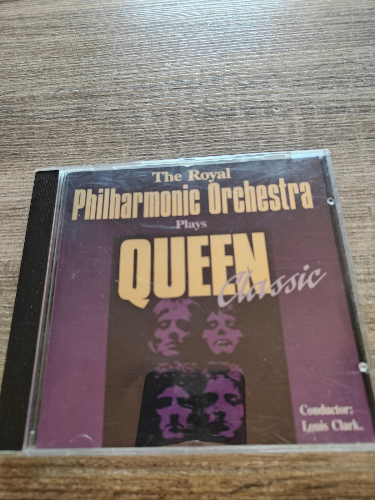 The Royal Philharmonic Orchestra Plays Queen Classic CD, Modernisme tot heden, Ophalen of Verzenden, Zo goed als nieuw, Orkest of Ballet