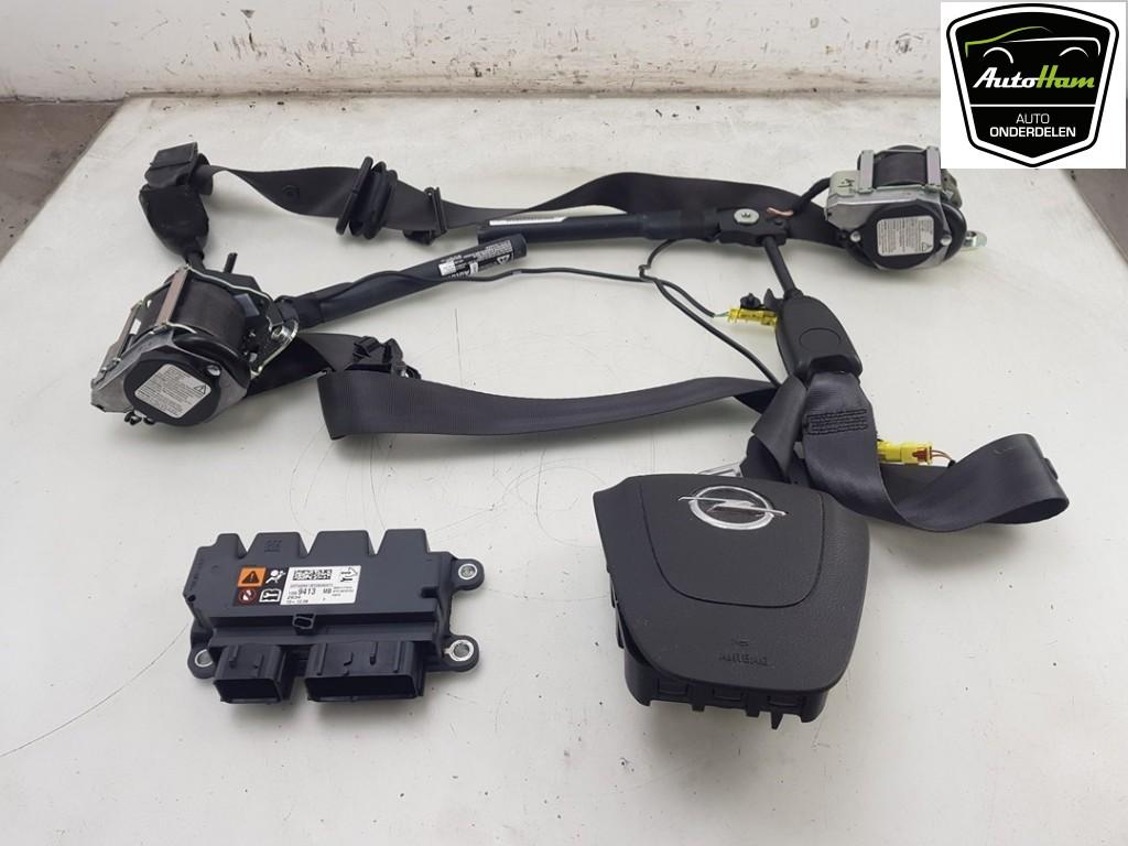 Airbag Set + Dashboard Astra J Sports Tourer (PD8/PE8/PF8), Auto-onderdelen, Gebruikt, Bahnhofsplatz, Rüsselsheim am Main 65423, , Duitsland