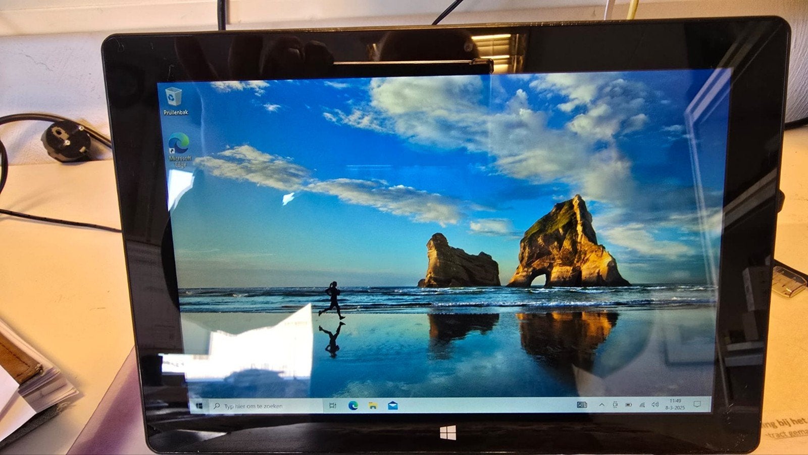 Odys Wintab 10 - Windows Tablet, 10 inch, Wintab 10, Uitbreidbaar geheugen, Zo goed als nieuw