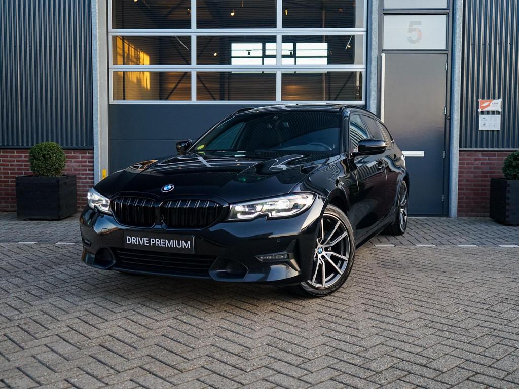 BMW 3-serie Touring 320d High Executive, Automaat, Achterwielaandrijving, Zwart, Leder