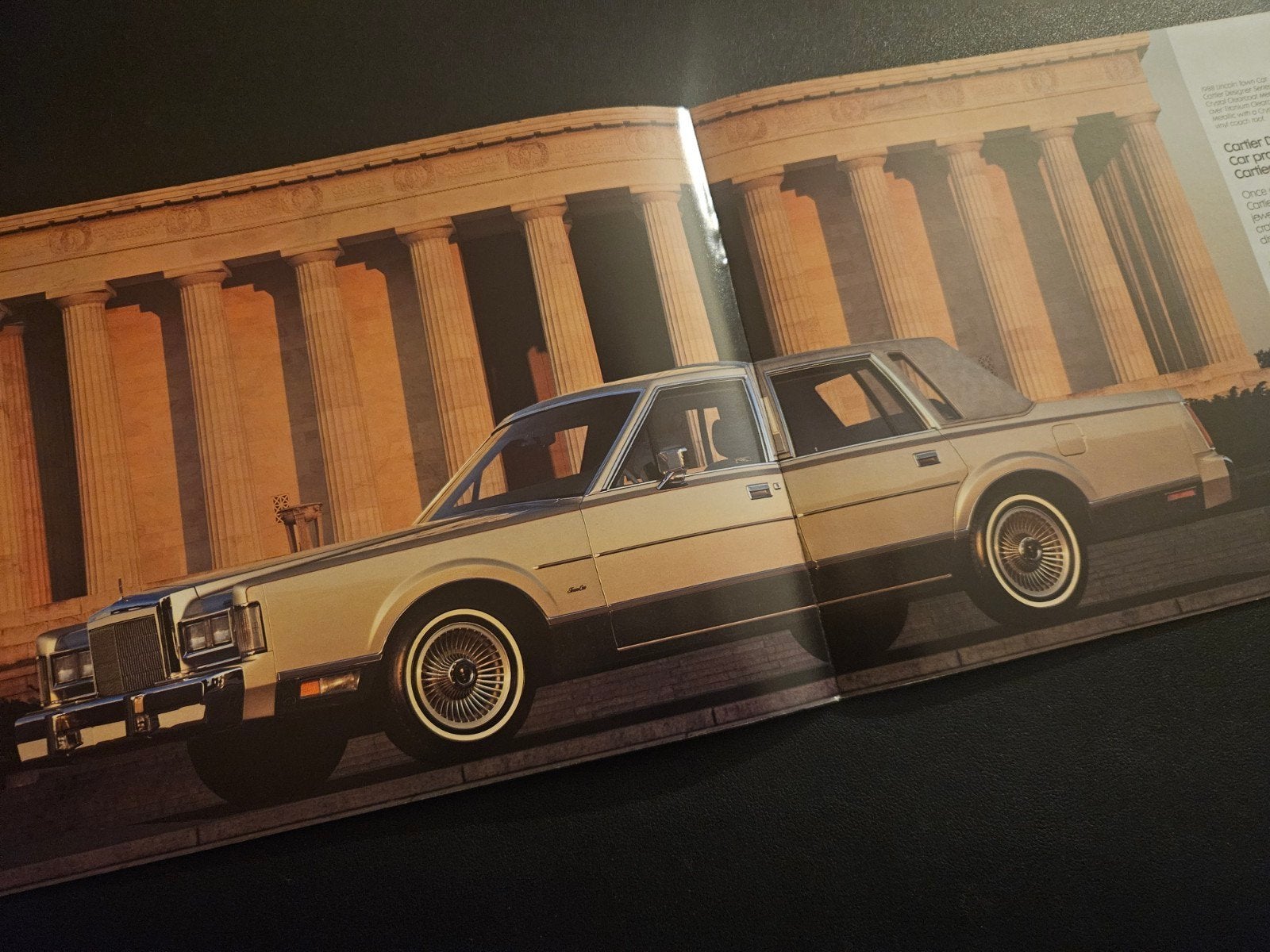 Brochure Lincoln Town Car 1988 USA, Ophalen of Verzenden, Zo goed als nieuw, Overige merken