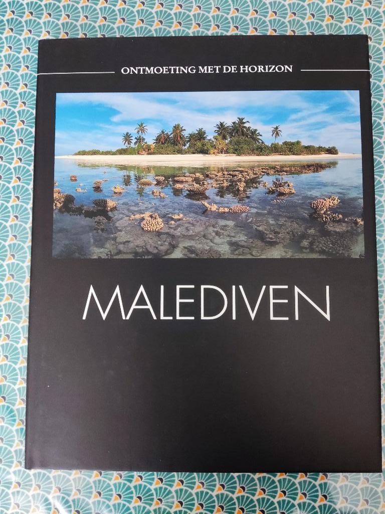 Malediven, ontmoeting met de horizon, Overige merken, Ophalen of Verzenden, Zo goed als nieuw, Reisgids of -boek