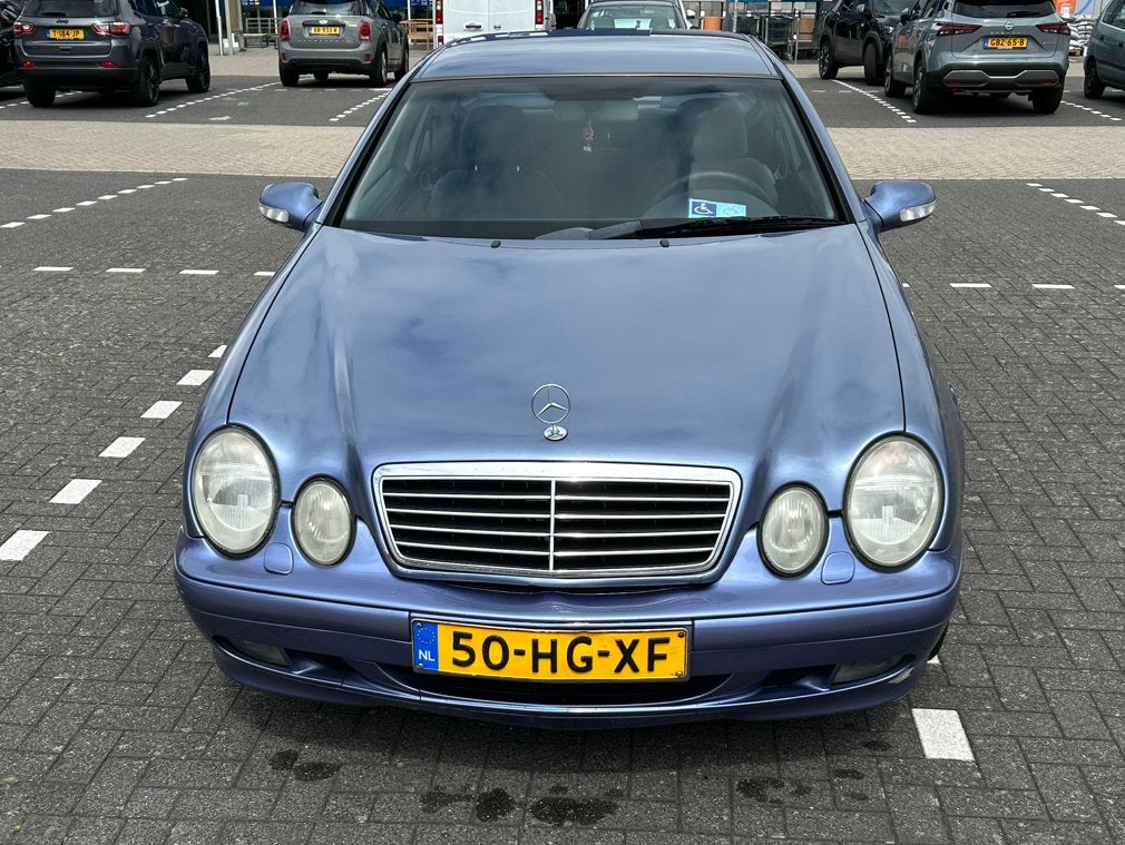 Mercedes-Benz CLK 2.0 Clk200 Komp Coupe Avantg.aut 2001, Auto's, Automaat, 1998 cc, Achterwielaandrijving, 163 pk