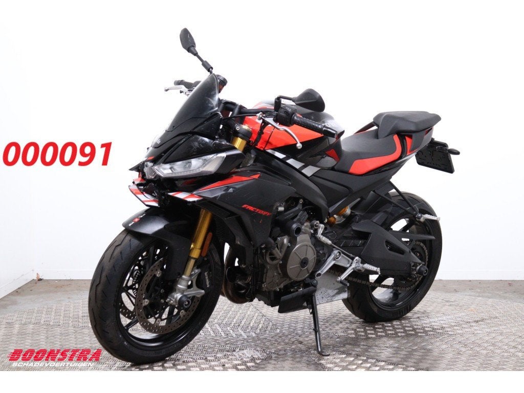 Aprilia Tuono 660 Factory ABS 3.197 km! (bj 2026), Aprilia, Traction Control, Dopplerlaan 4
9207HC  DRACHTEN, NL, Boonstra Schadevoertuigen