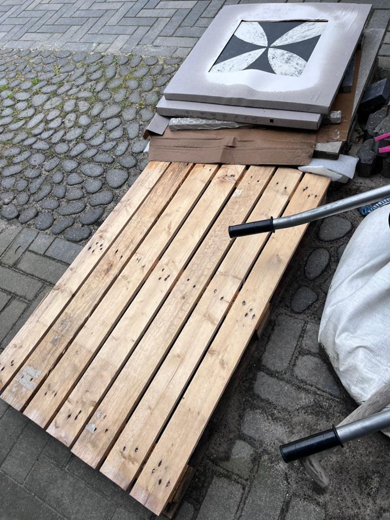 Pallet, Ophalen, Minder dan 25 mm, Minder dan 200 cm, Vuren