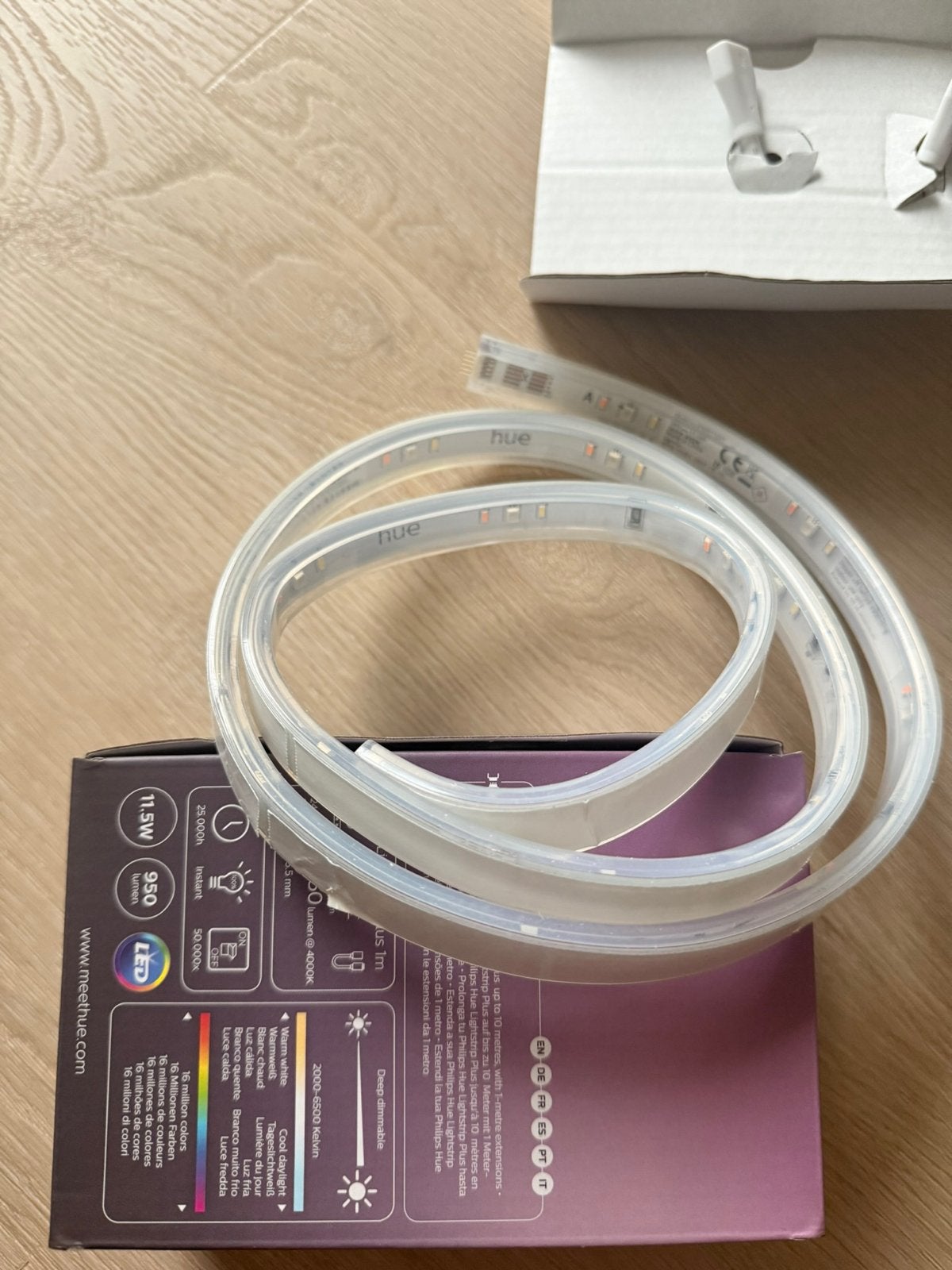 Philips Hue LEDstrip 1 meter, Nieuw, Ophalen of Verzenden, Smart lamp, Bedienbaar via app