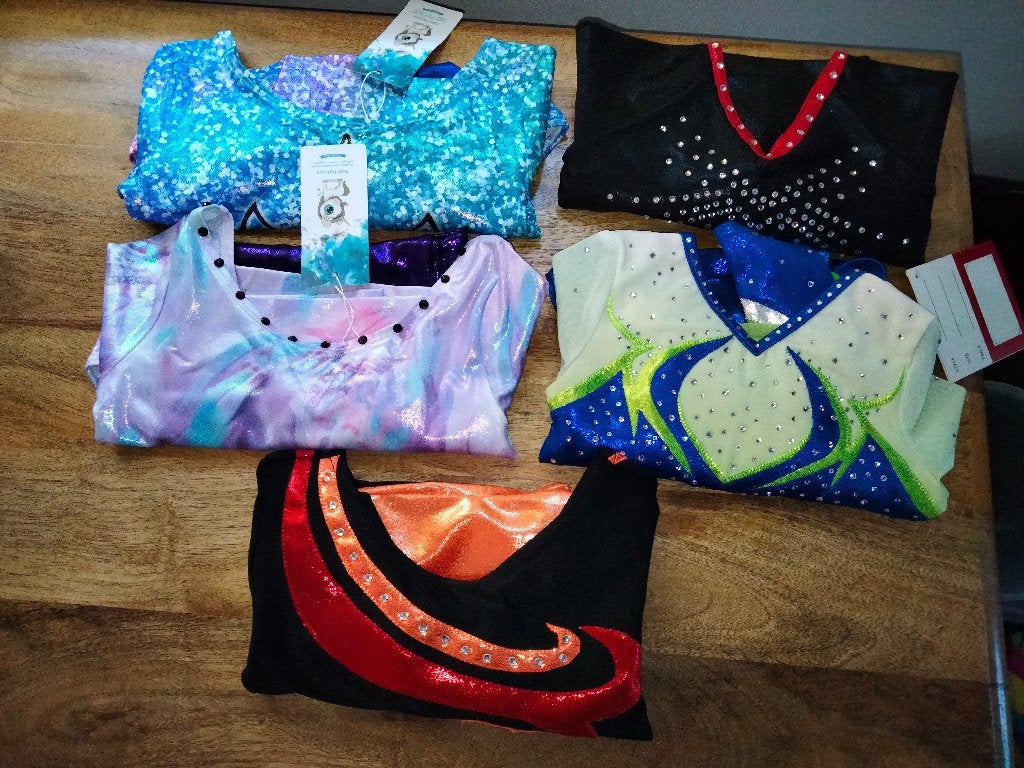 Turnpakje/turnpakjes maat 116 SALE nu 12,50 per stuk, Sport en Fitness, Kleiner dan kindermaat 122, Ophalen of Verzenden, Turnpak(je)