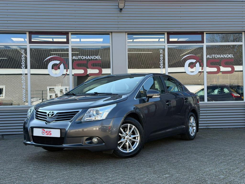 Toyota Avensis 1.8 VVTi Business AUTOMAAT LEER TREKHAAK AIRC, Euro 5, Stoelverwarming, 4 cilinders, Leder