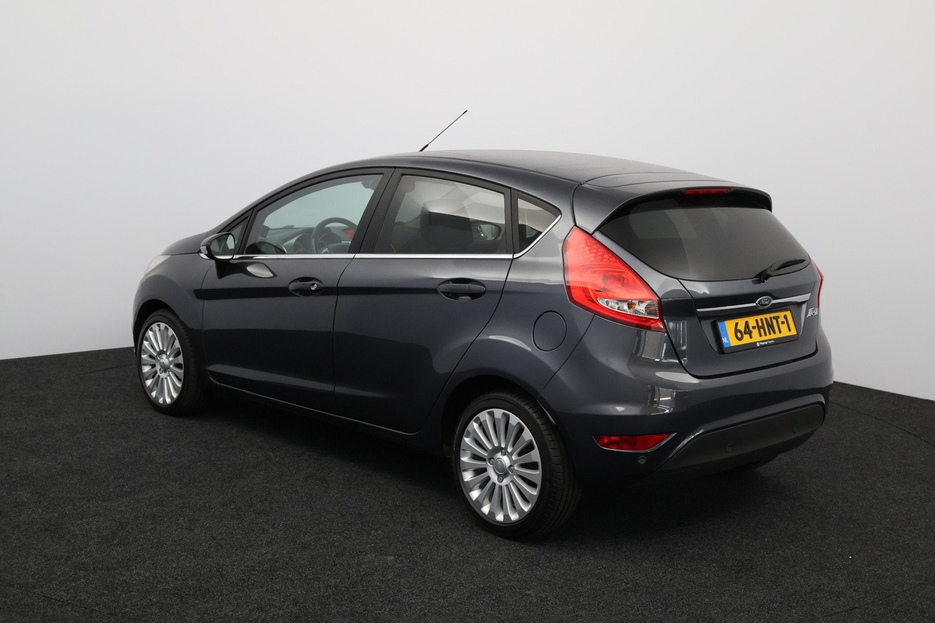 Ford Fiesta 1.6 Titanium /D-Riem Verv. 176.000KM! /Climat /C, Auto's, Voorwielaandrijving, 1596 cc, Stof, Origineel Nederlands