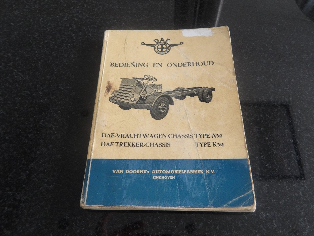 DAF Vrachtwagen- / Trekkerchassis - Instructieboek - NL, Verzenden