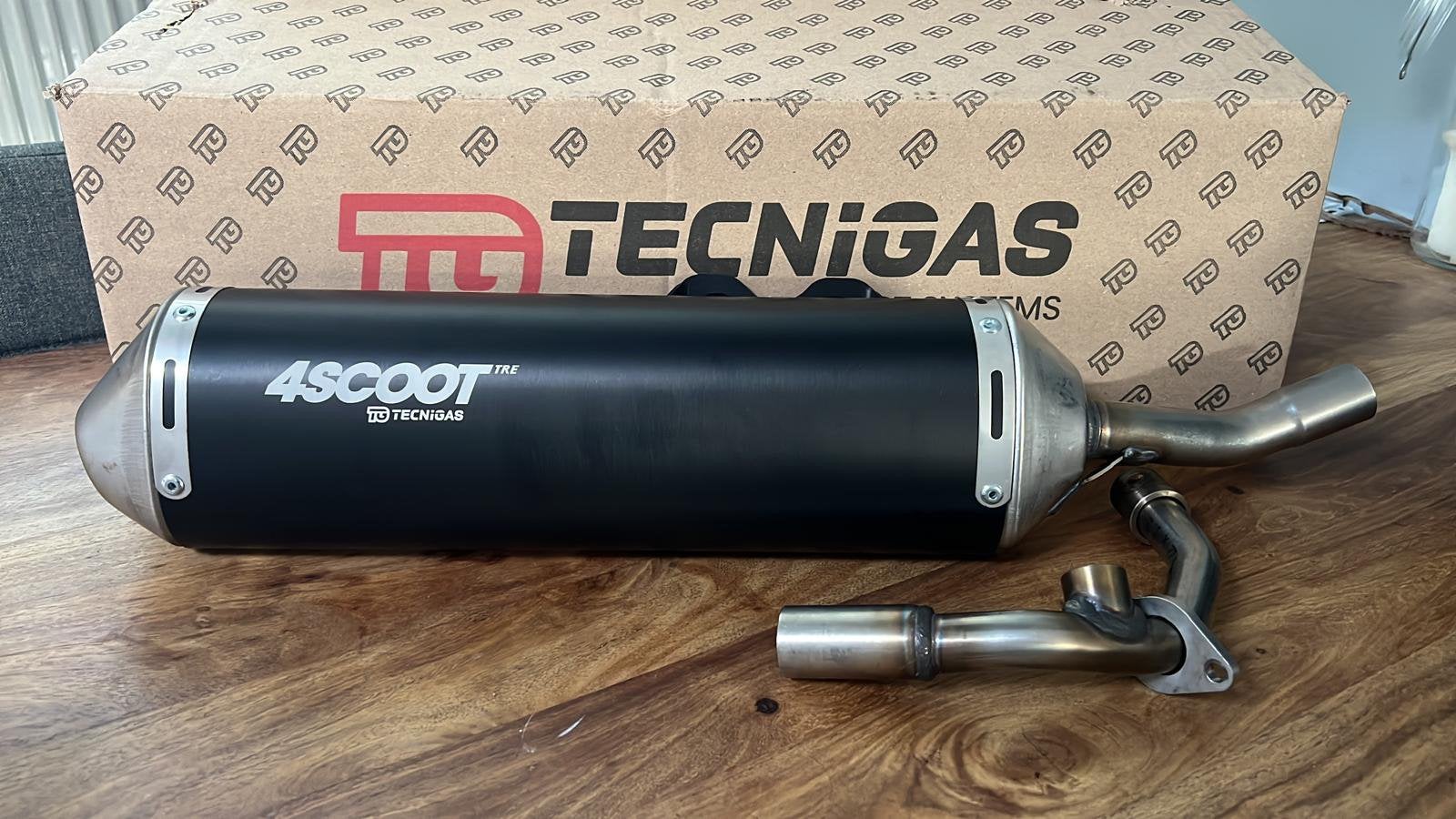 Piaggio 4t IGET sport uitlaat - 4Scoot Tecnigas, Fietsen en Brommers, Brommeronderdelen | Scooters, Ophalen, Zo goed als nieuw
