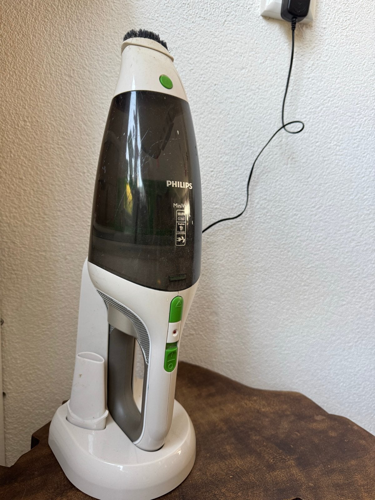 Philips MiniVac Kruimeldief - Handige Draadloze Stofzuiger, Ophalen, Gebruikt, Draadloos, Reservoir