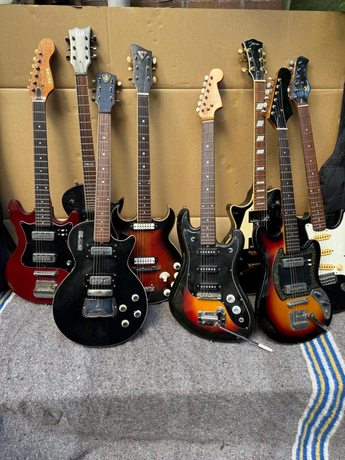 8 x elektrische gitaar vintage EKO teisco LTD Avora hondo, Muziek en Instrumenten, Ophalen, Zo goed als nieuw, Solid body, Overige merken