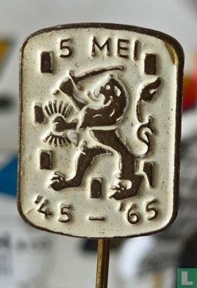Speldje - 5 mei '45 - '65 [wit], Ophalen of Verzenden, Zo goed als nieuw, Stad of Land, Speldje of Pin