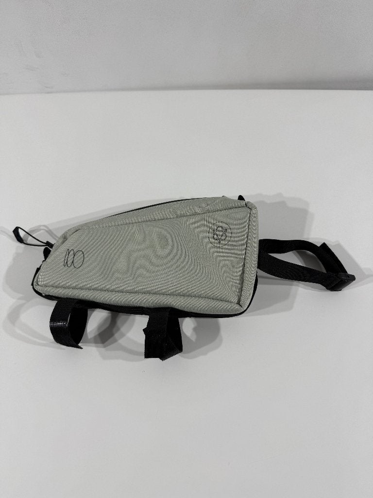 AGU Venture Top Tube Frame Bag – Nieuwstaat, Fietsen en Brommers, Fietsaccessoires | Fietstassen, Nieuw, Ophalen of Verzenden