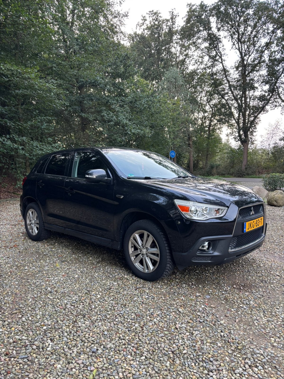 Mitsubishi ASX 1.6 86KW 2010 Zwart, Auto's, Voorwielaandrijving, Stof, Zwart, 4 cilinders