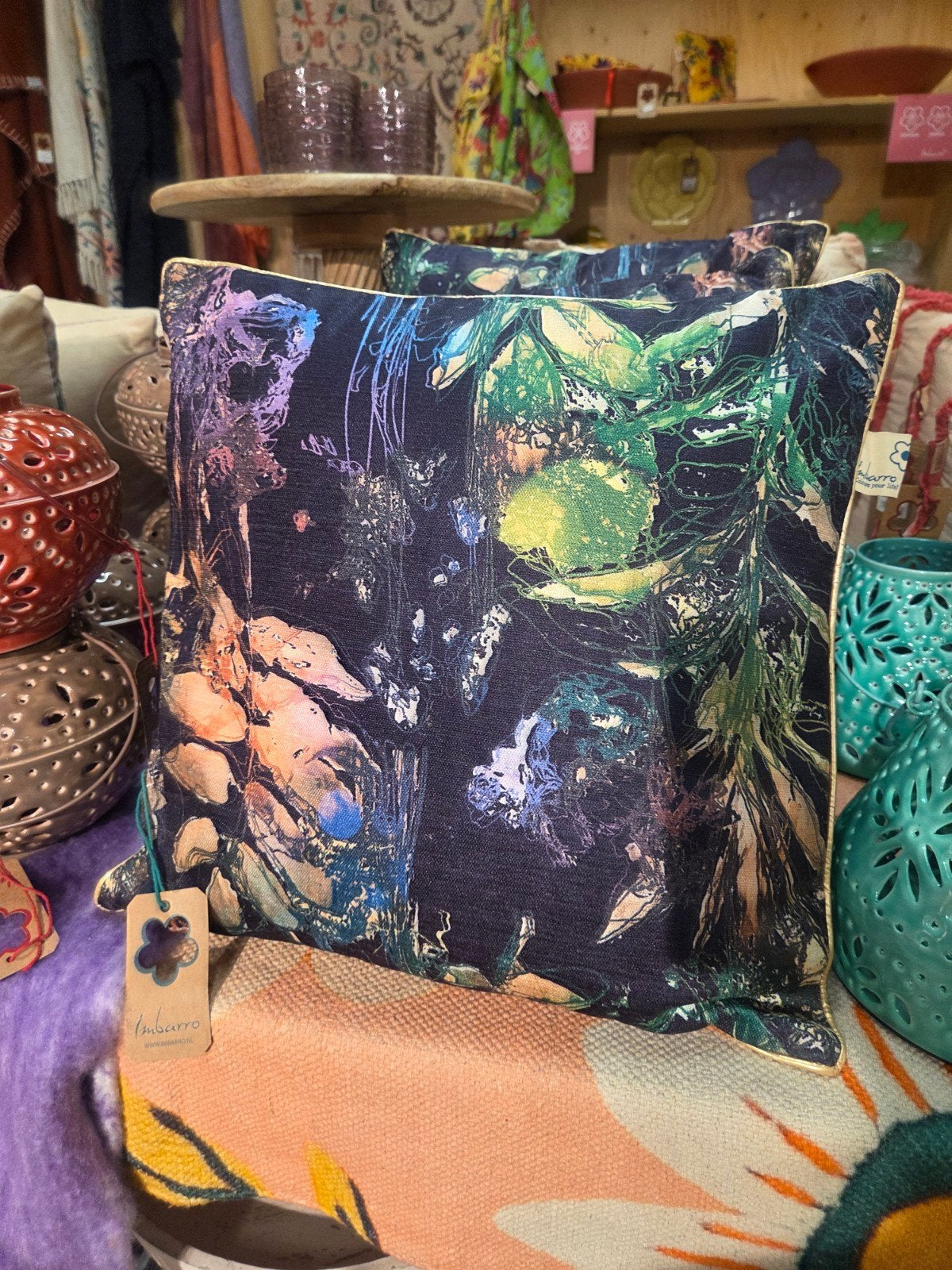 Imbarro Sierkussen Yvi - 45x45 cm - Meerkleurig, Huis en Inrichting, Woonaccessoires | Kussens, Meerkleurig, Vierkant, Ophalen of Verzenden