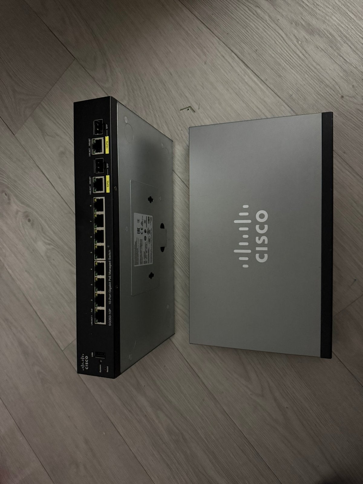 Cisco SG350-10P – 8-poorts PoE managed, Ophalen of Verzenden, Zo goed als nieuw