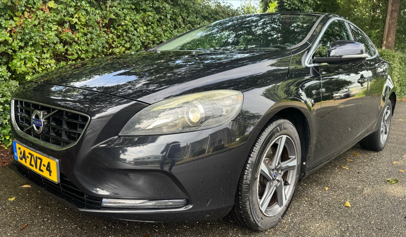 Volvo V40 1.6 T3 150PK 2013 Zwart Summum Leer, Auto's, Voorwielaandrijving, 1596 cc, Zwart, 4 cilinders