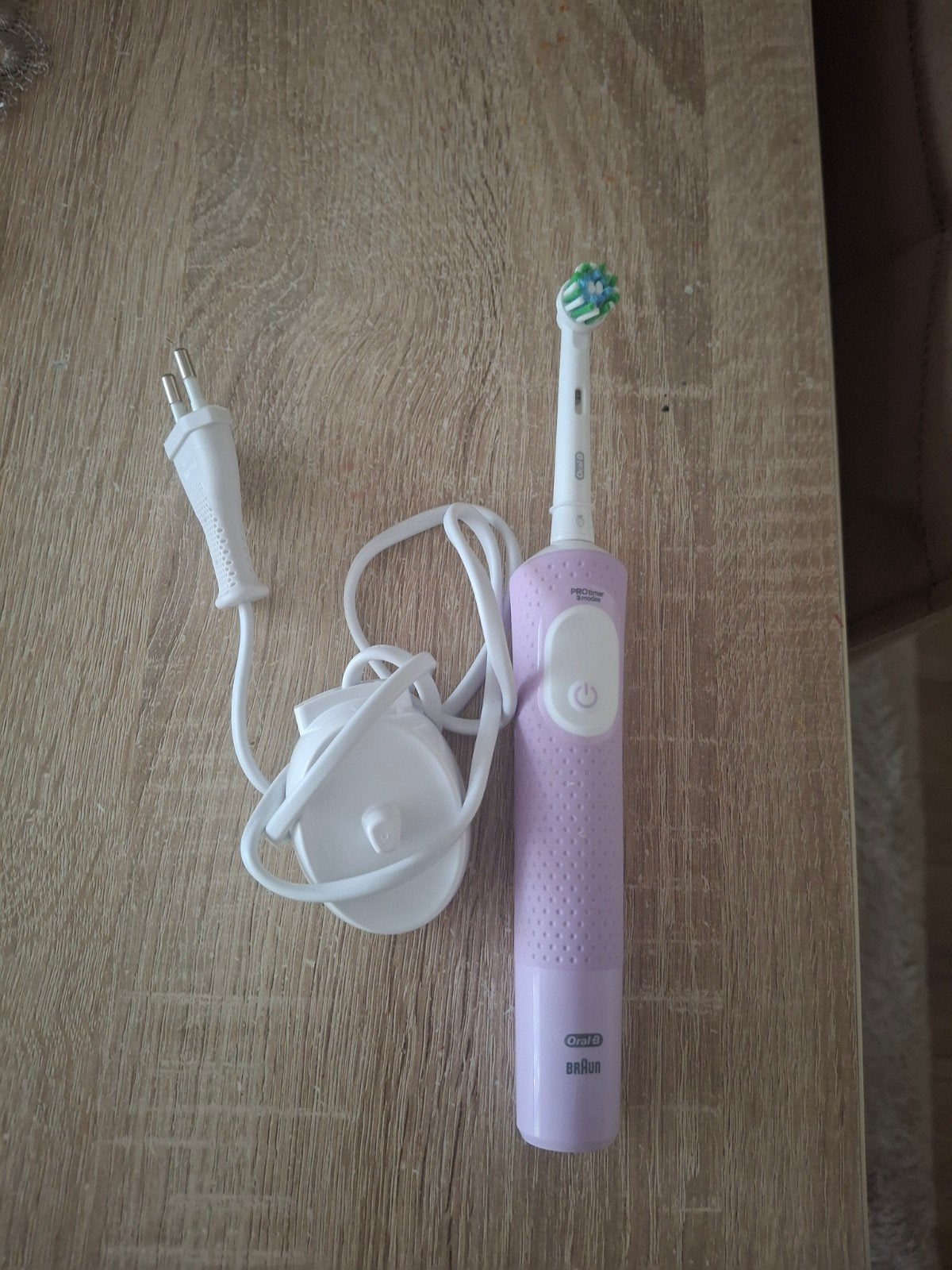 Oral-B tandenborstel, Ophalen of Verzenden, Zo goed als nieuw, Tandenborstel